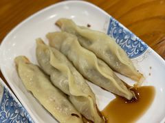 网红牛肉锅贴-张小文胡辣汤(龙柏新村店)