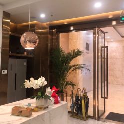 前台-3AM HAIR SALON烫发染发接发