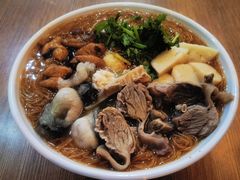 大腸蚵仔面线-阿锦面线(红春商务楼店)