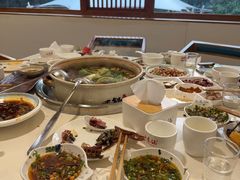 -土连锅·现熬养生汤锅(梁家巷店)