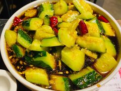 手锤黄瓜-龙巢盱眙龙虾·牛蛙·烧烤宵夜(八卦岭店)