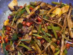 -路边边.炒菜烧烤.音乐餐厅(良乡长虹店)