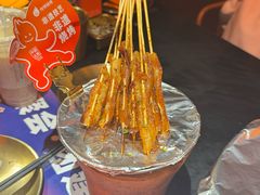 -何师烧烤Pro ·江湖川菜·小龙虾·精酿啤酒(太古里旗舰店)