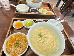 -蟹上黄·蟹黄面·江南糖水(人民广场店)