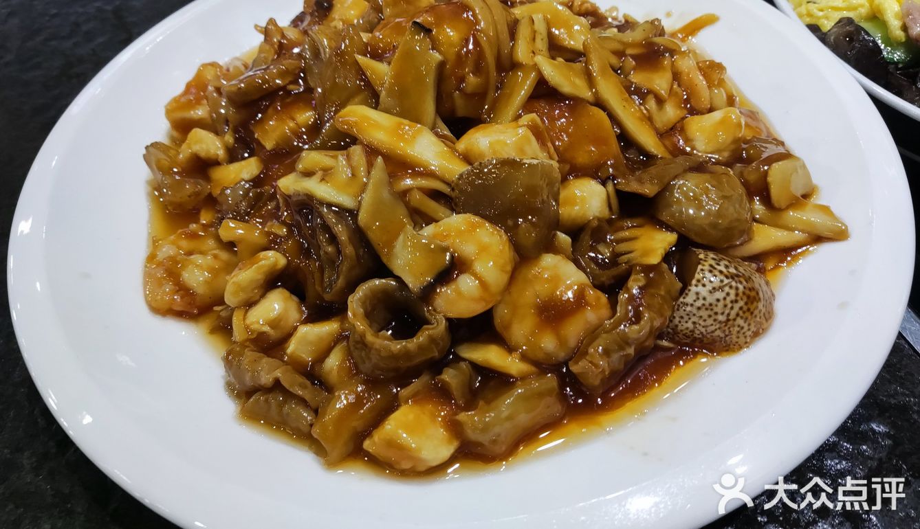 又远又贵的八珍豆腐，各位dp美食家求推荐个天津市中心的平替