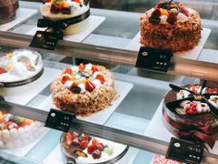 -皇冠幸福里动物奶油生日蛋糕(万达店)