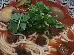 -鑫花溪牛肉米粉(人民广场店)