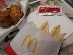 -麦当劳(新世纪环球中心店)