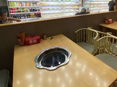餐具摆设-宏姐串串香(临河街家博汇店)