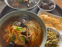 -重元寺香积厨素斋馆