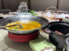 -楚山晓·湖北菜(武汉光谷K11店)