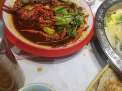 -乡土黄·鲜牛肉火锅·小龙虾(兴业街店)
