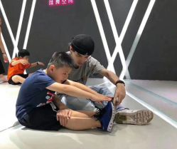 -唯舞空间