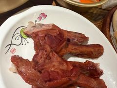 酱香大鸭腿-荣记歡喜·馄饨铺(开发区振华购物中心店)