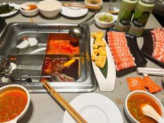 -海底捞火锅(宝龙广场夜宵主题店)