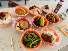 炒豆角-咱家王新国把子肉(县东巷店)