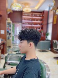 -尼特斯男士发型馆