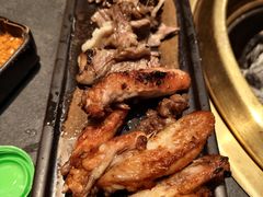 -铭牛烧肉·和牛海鲜自助(高新月牙湖店)
