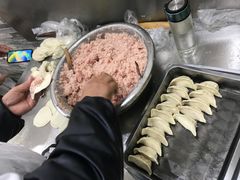 -黄阿姨锅贴大王(万航渡路店)