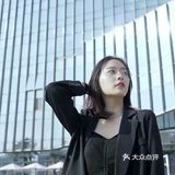 今天给大家安利一款个人比较喜欢的眼镜，这是一个女生的