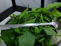 -黄利砖万峰林布依特色酸笋牛肉馆