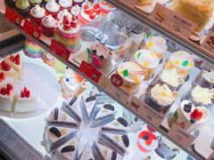 -巴黎贝甜(大宁国际商业广场店)