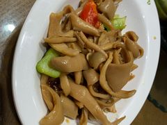 -赶海部落海鲜城(海阳路店)