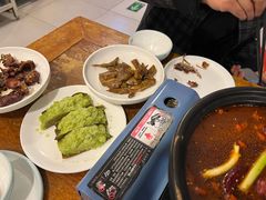 -老鼎万春卤菜(五代传承创始老店)