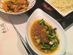 -黄记煌三汁焖锅(新佳丽江汉路店)