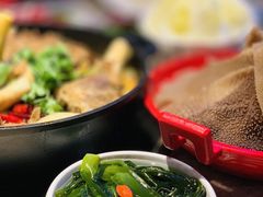-沪小胖小龙虾(淮海中路旗舰店)