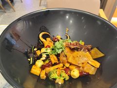 -醉人椒麻辣香锅(王府井喜悦店)