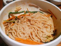 鸡丝凉米线-云海肴·汽锅鸡·云南菜(美罗城店)