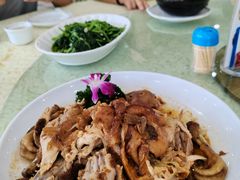 -鹏城人家海鲜酒家·23年老字号(较场尾店)