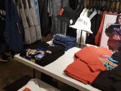-三福时尚(三峡广场华夏银座店)