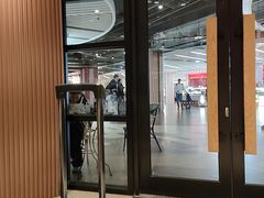 -星巴克(上海虹桥新天地二店)