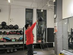 -汗水空间私教健身连锁(SM广场店)