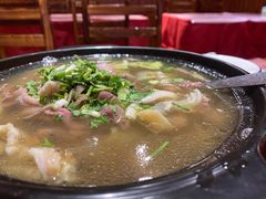 -谢老五跷脚牛肉·非遗传承店