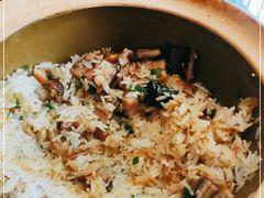 -红星光发煲仔饭(文海店)