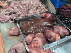 -标记美食新鲜猪杂(兴南大道店)