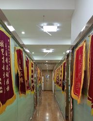 -苗医生专业祛痘·皮肤管理