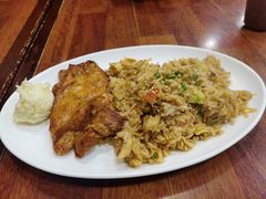-玛格萝妮比萨屋(陆家浜路店)