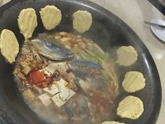 -三江鱼东北特色铁锅炖(骆驼店)
