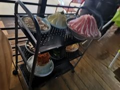 -洪氏嗨捞·广东猪肚鸡·椰子鸡火锅(西咸万象城店)