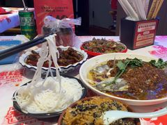 -老闵田螺馆·南昌市井菜·特色小吃(总店)