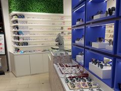 -美式眼镜·授权蔡司.依视路.尼康.豪雅.明月(南翔印象城店)