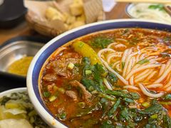 -云阿蛮云南生烫牛肉米线(奉贤路店)