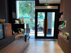 -星巴克(杭州湖滨银泰E区店)