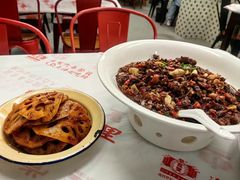 -堂瓦里·33年传统赣菜(第一街区店)