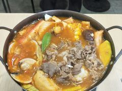 泡菜肥牛锅-张妈台式锅烧(深大店)