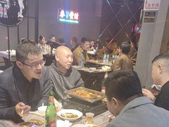 -老街烧烤大排档·地道湖北菜·龙虾馆(汉口火车站店)